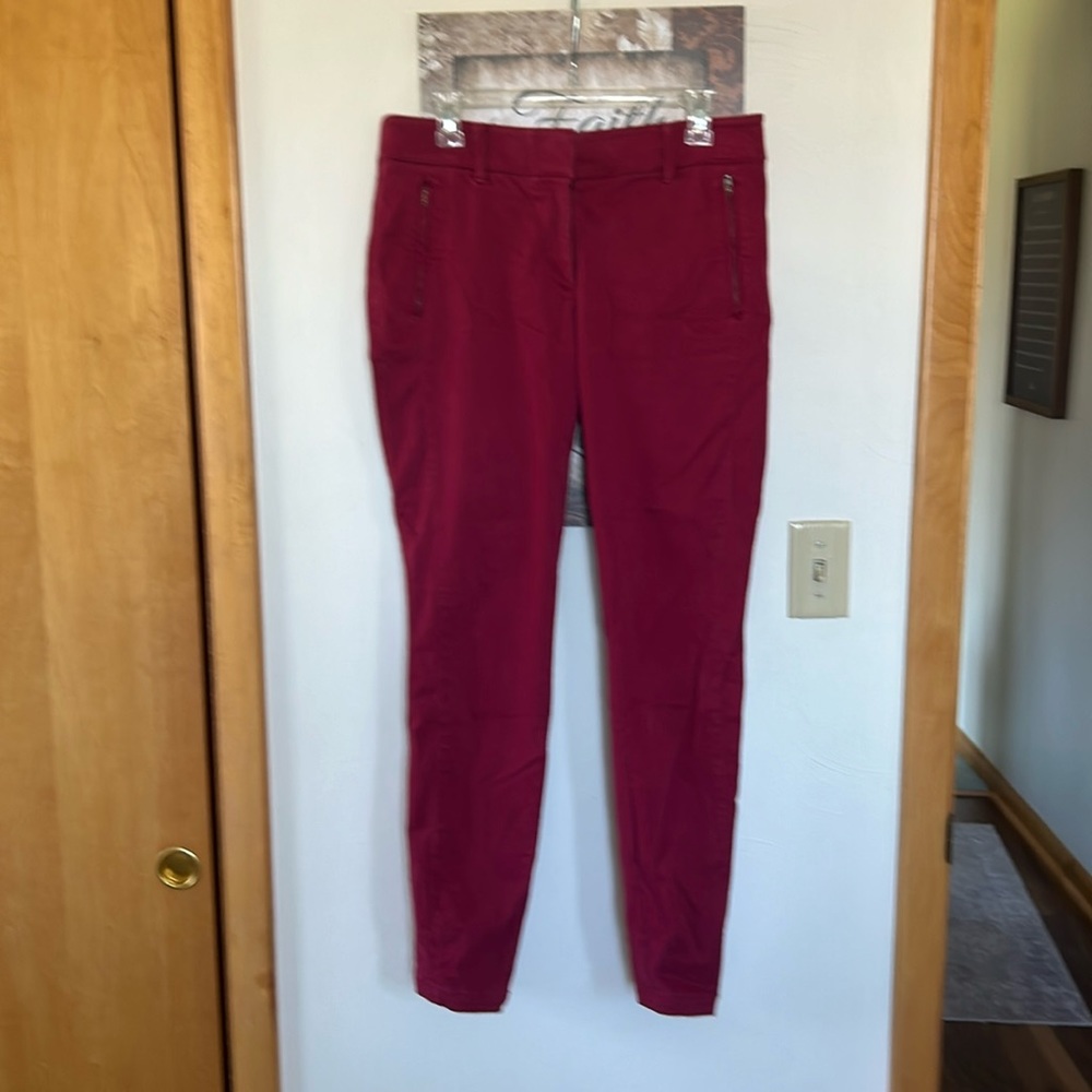 Loft red 8 tall skinny ankle pants